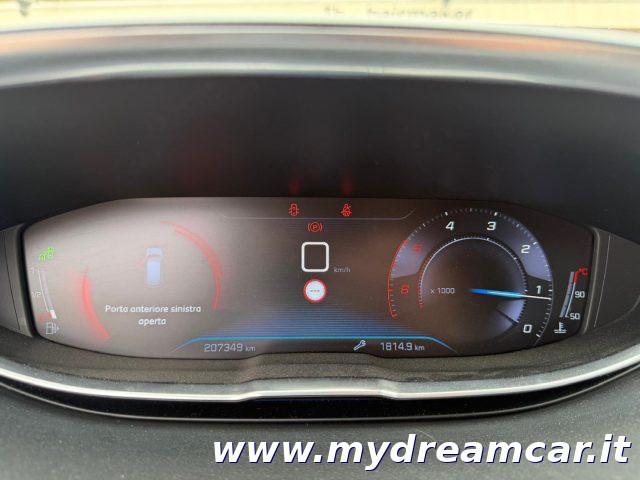 PEUGEOT 3008 BlueHDi 130 S&S Allure