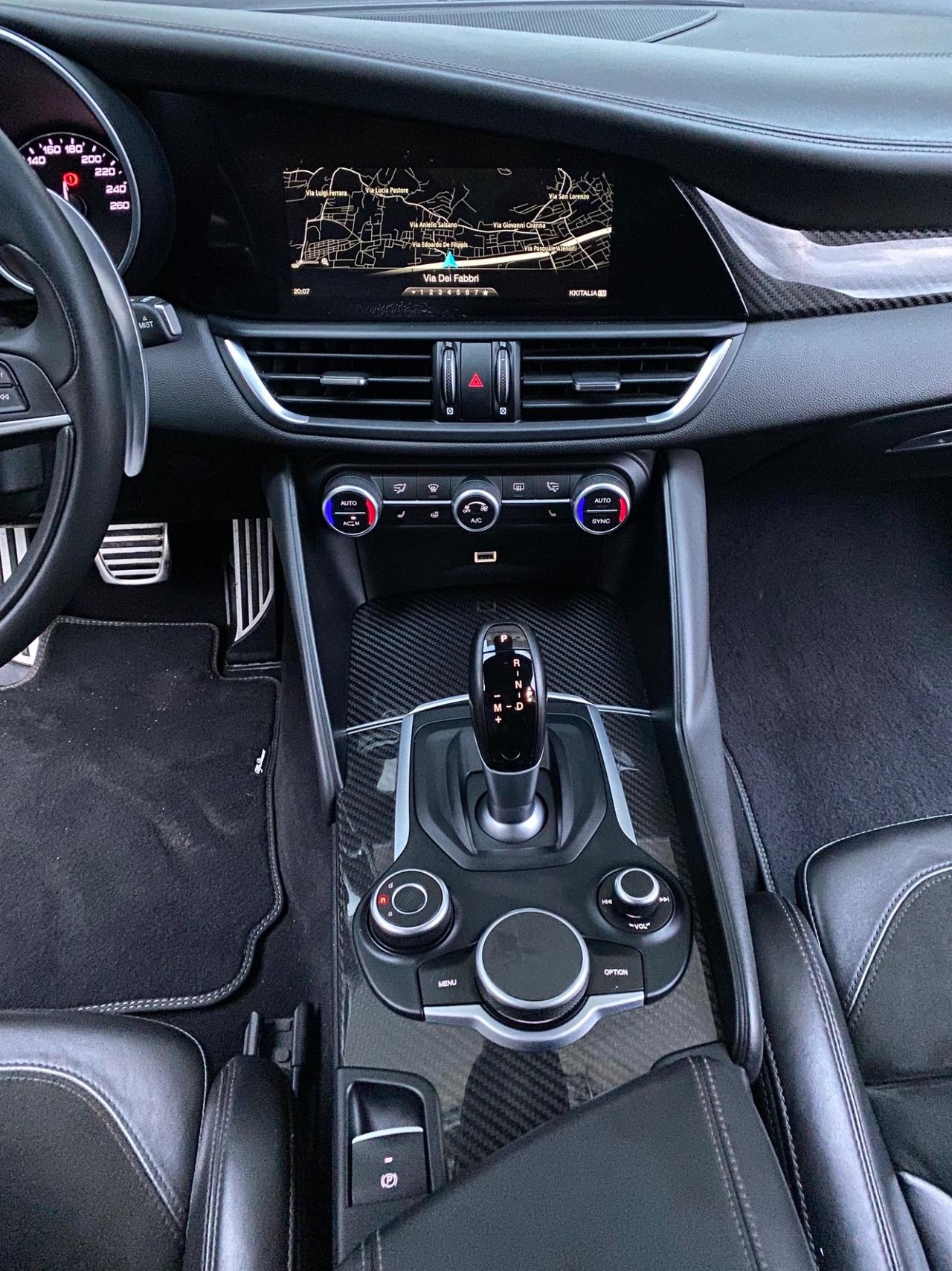 Alfa Romeo Giulia 2.2 210cv AT8 Q4/AWD Veloce Ti