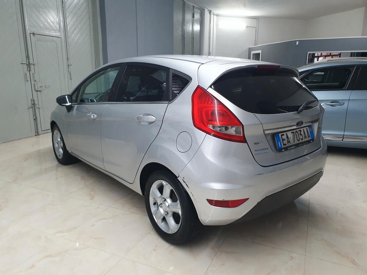 Ford Fiesta 1.4 TDCi 68cv Titanium 2010