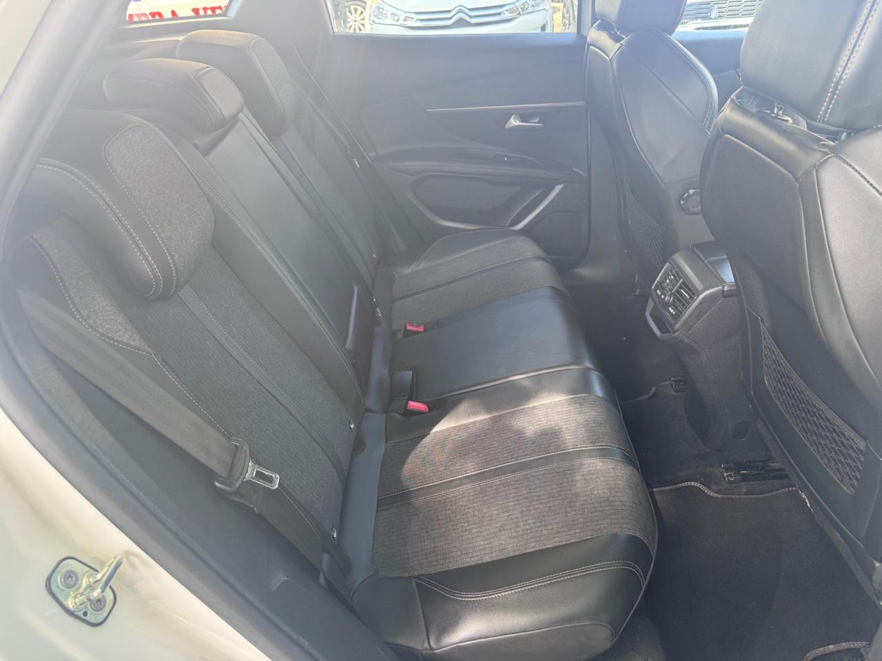 Peugeot 3008 1.6 BlueHDi 130 GT Line garanzia 12 mesi