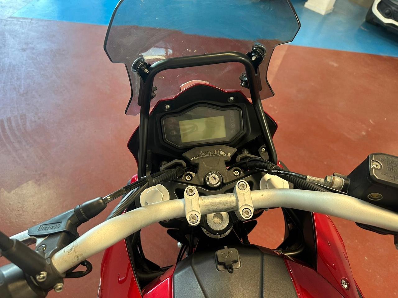 Benelli TRK 251 BAULETTO E PARABREZZA