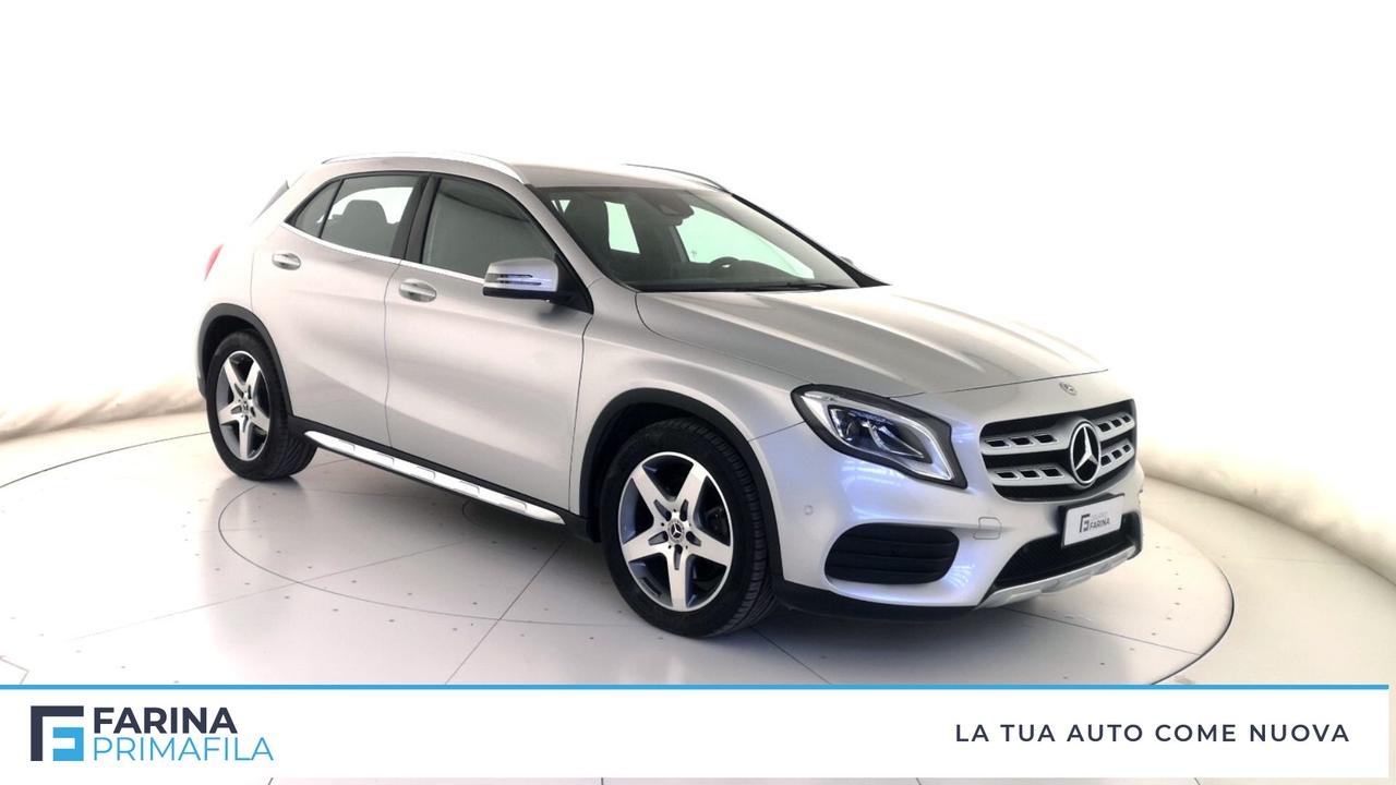 Mercedes-Benz GLA - X156 - GLA 220 d Premium 4matic auto