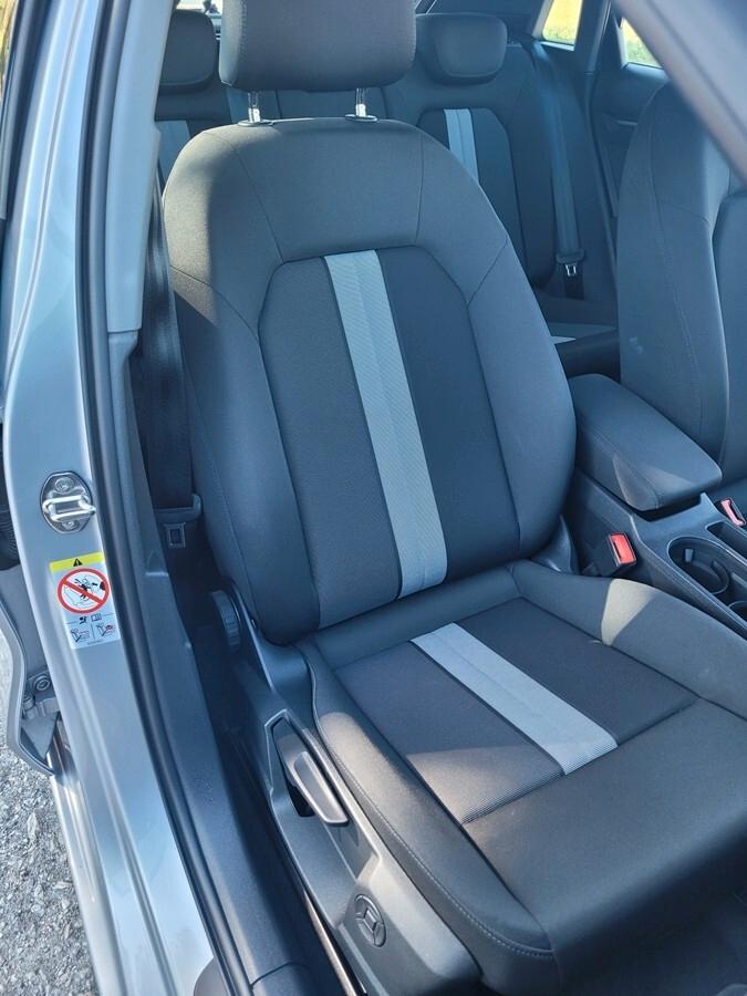Audi A3 SPB 30 g-tron S tronic Business Advanced