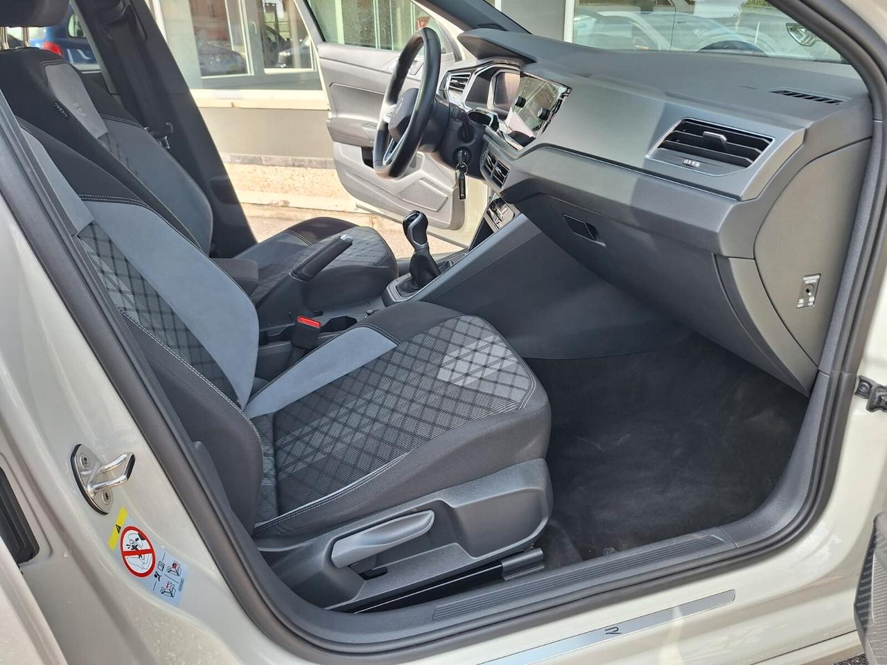 Volkswagen Taigo 1.0 TSI 110 CV R-Line