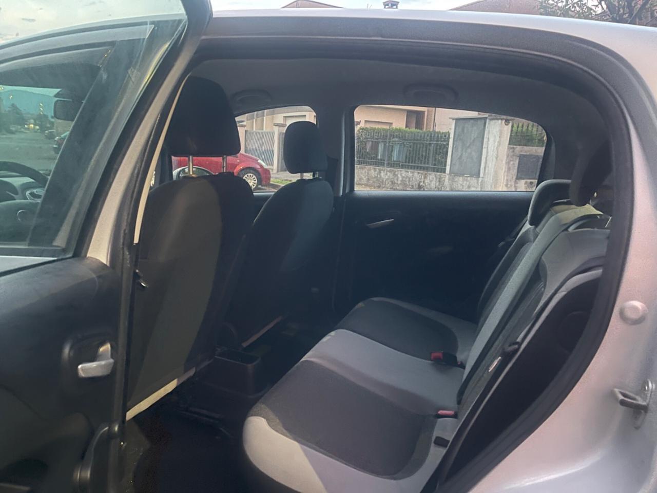 Fiat Punto 1.2 8V 5 porte Benzina-Metano 2013