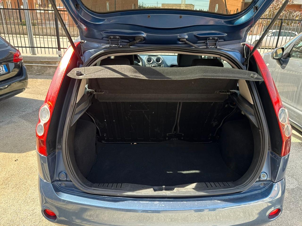 Ford Fiesta 1.4 TDCi 5p. Ghia