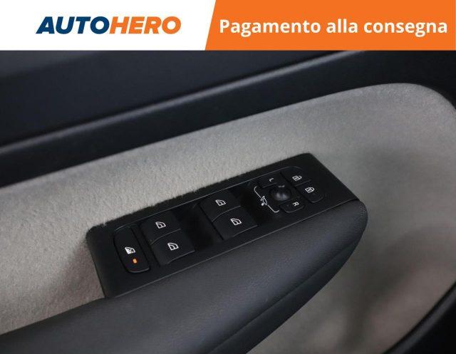 VOLVO XC40 T3 Geartronic Momentum Pro