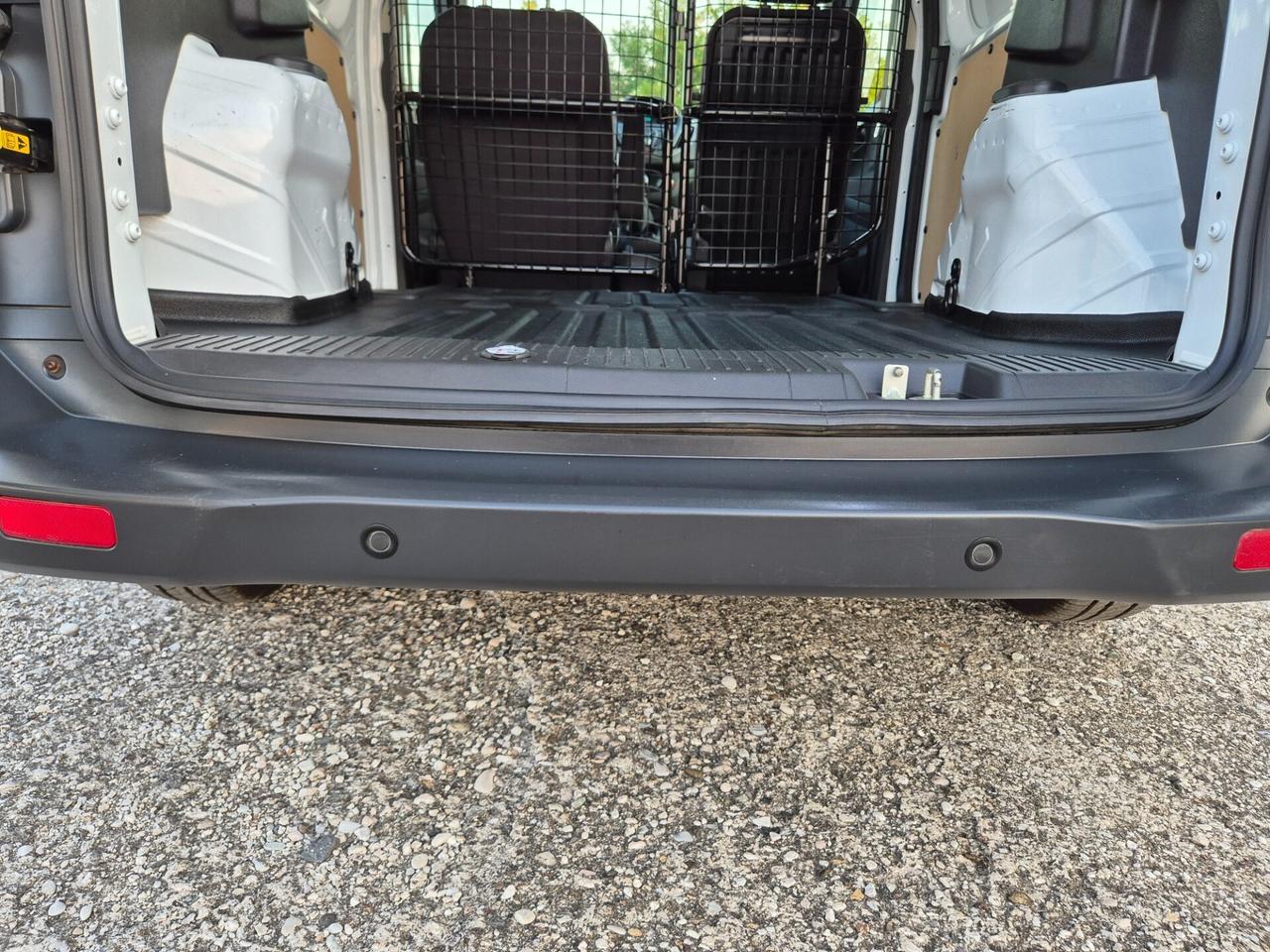 Ford Transit Courier 1.5 TDCi 95CV Van Trend