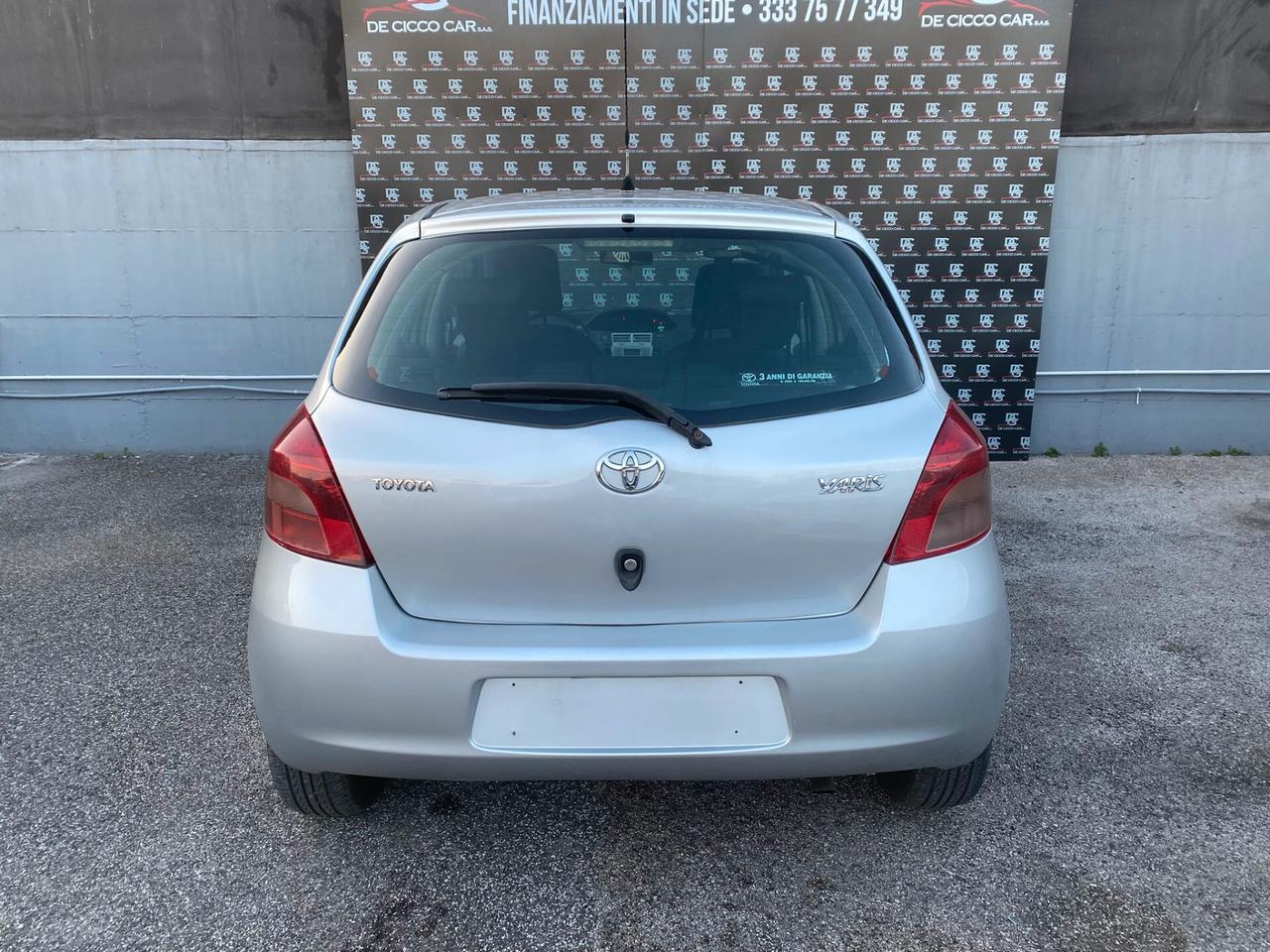 Toyota Yaris 1.3 5 porte Navi