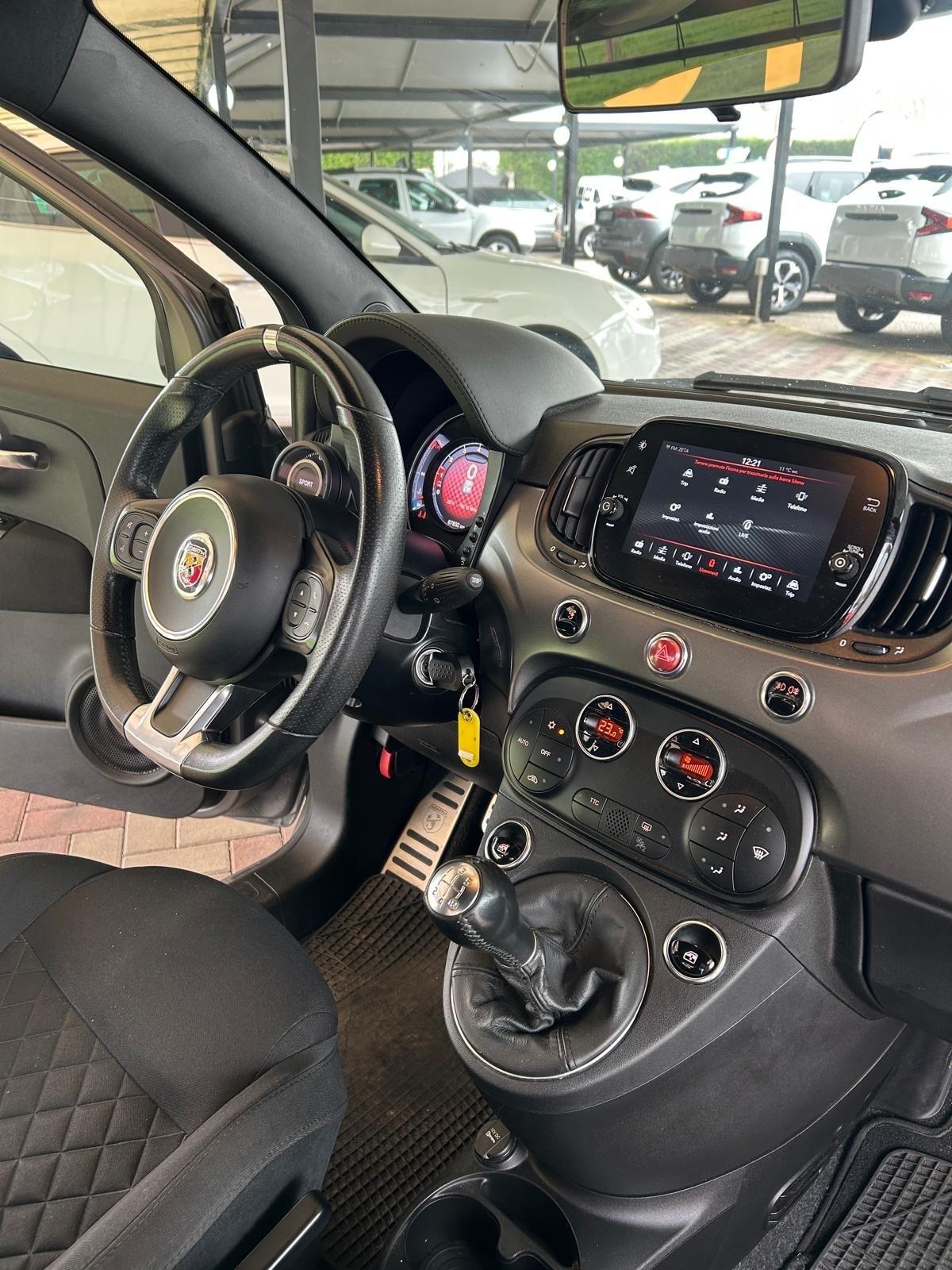 Abarth 595 F595 1.4 Turbo T-Jet 165 CV