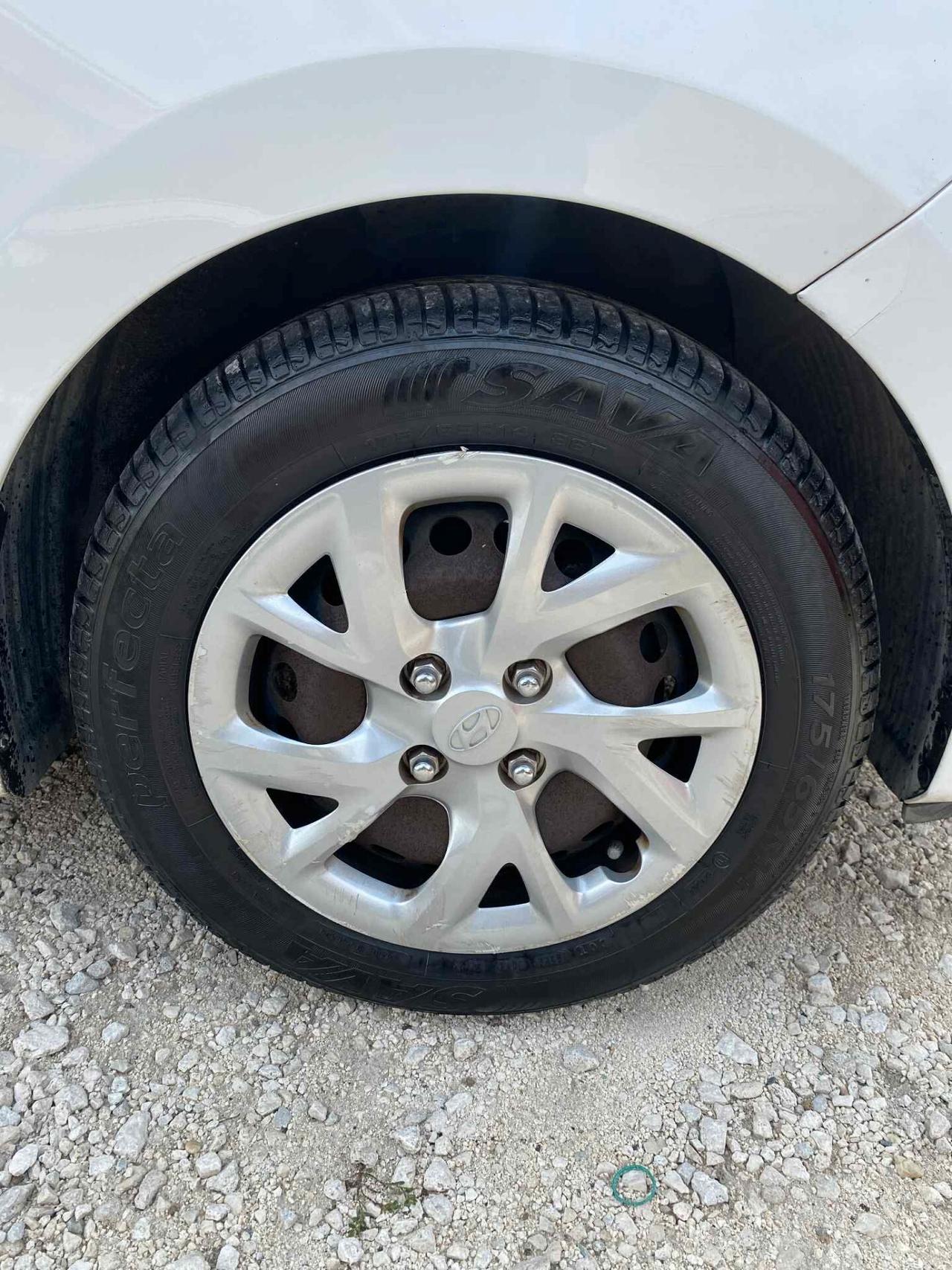 Hyundai i10 1.0 Benz Gpl della casa Ok Neop.