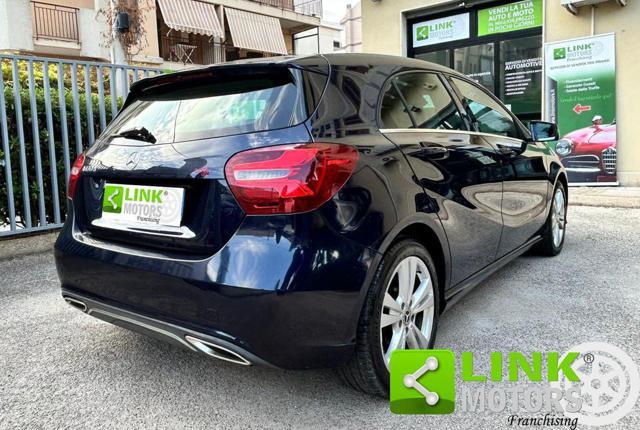 MERCEDES-BENZ A 180 d Automatic Premium