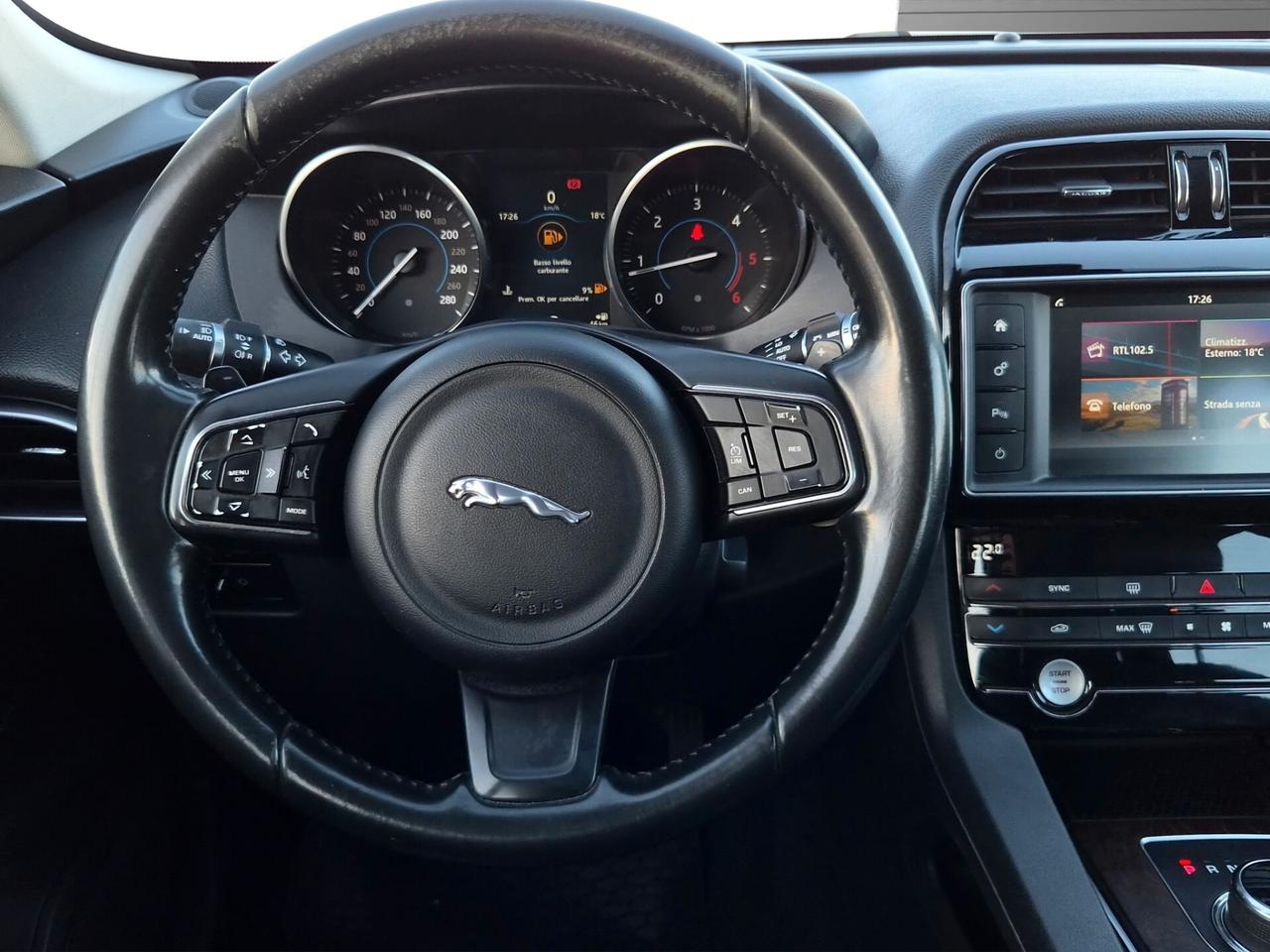Jaguar F-Pace 2.0 D 180 CV AWD aut. Prestige