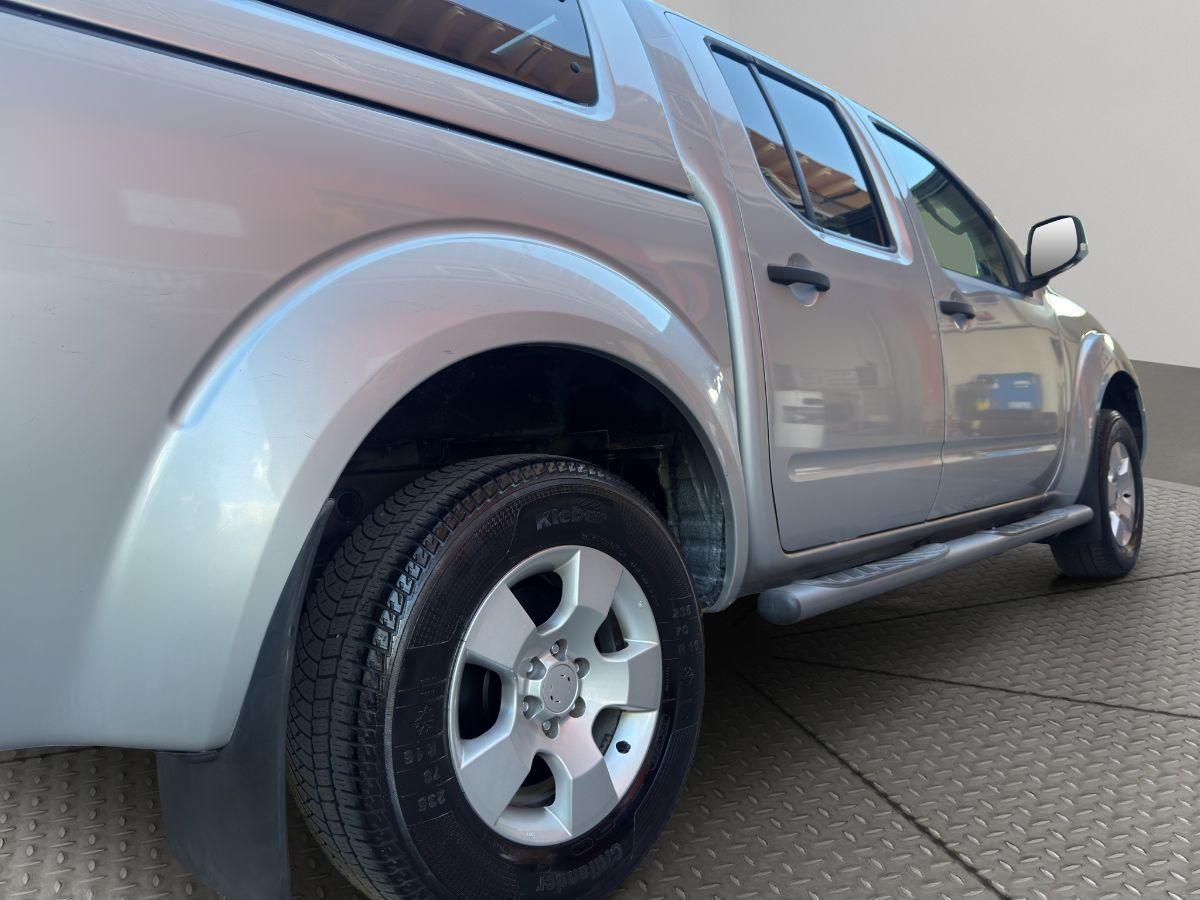 NISSAN - Navara - Pick-up 2.5 dCi 171cv Double Cab LE 4x4 sport