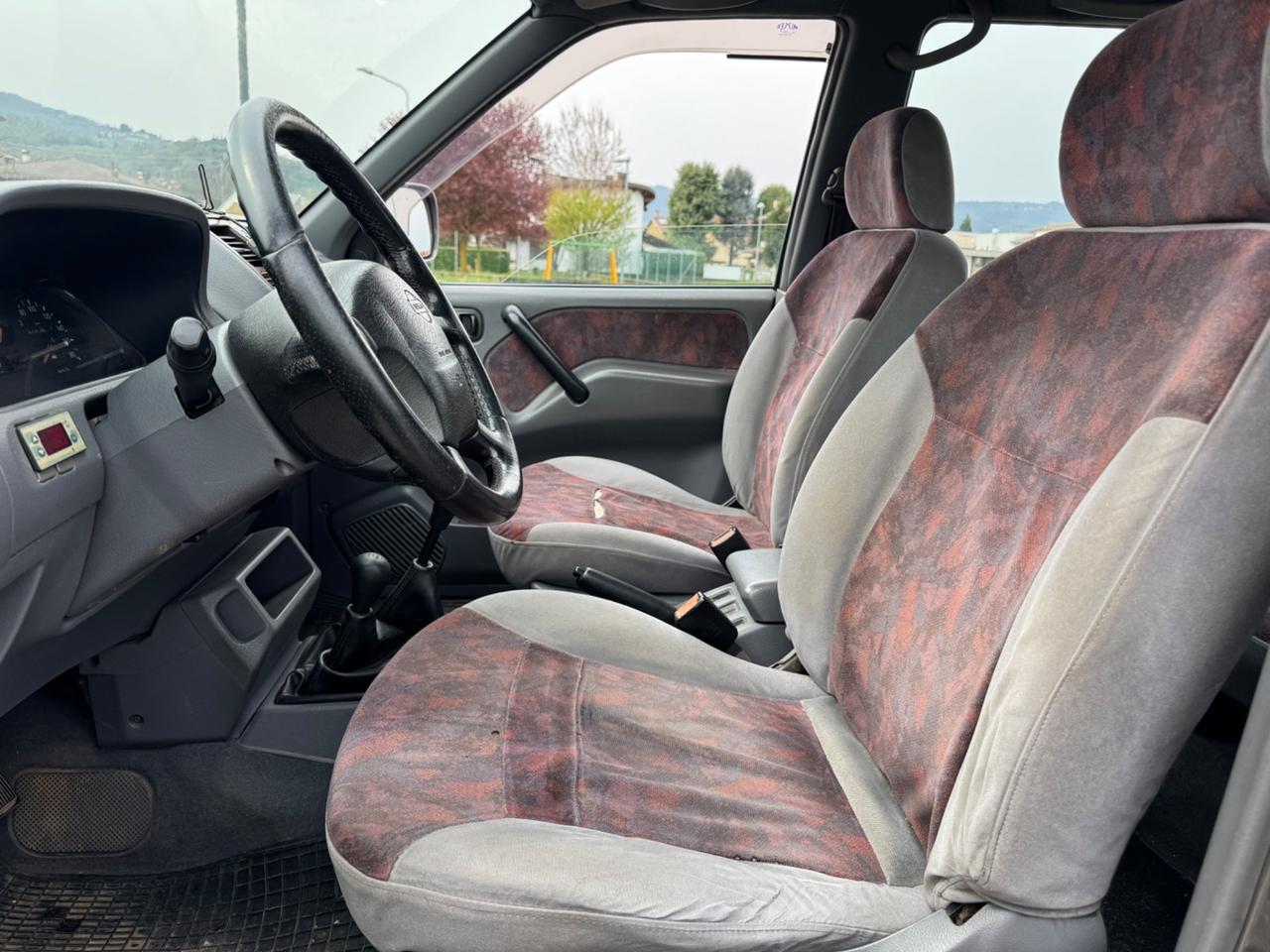 Nissan Terrano II 2.7 Tdi 5 porte SE 7 posti