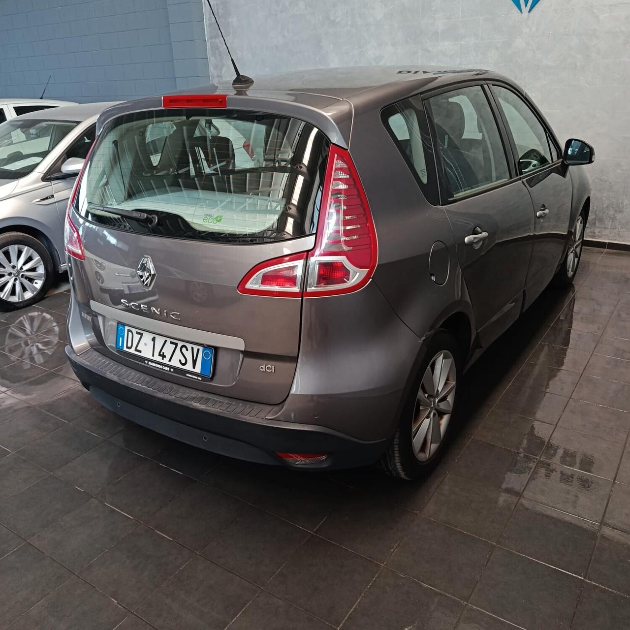 Renault SCENIC 1.9 DCI