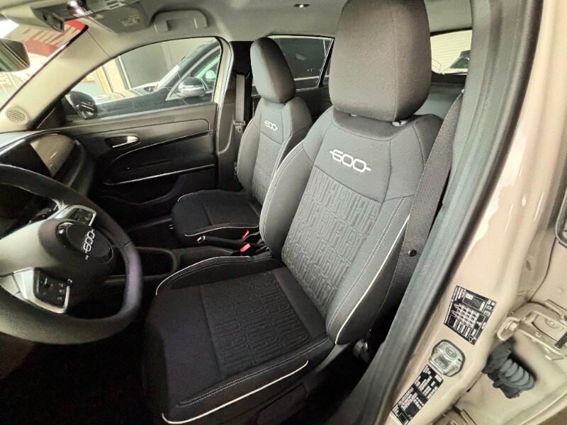 FIAT 600 (2023-->) 600 Hybrid 110 CV DCT MHEV B...