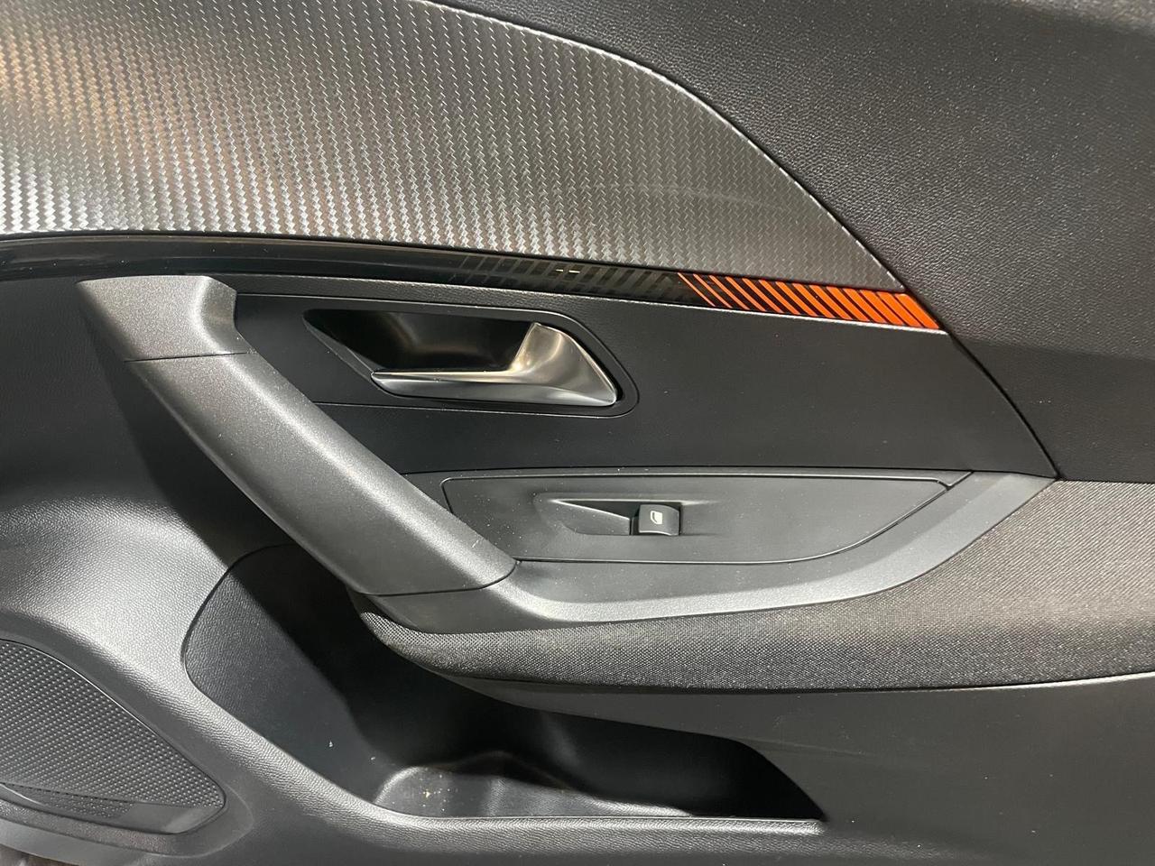 Peugeot 2008 1.5 Diesel 110 cv