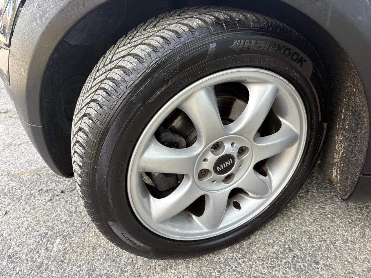 Mini 1.6 benzina 16V One (72kW) 2010 135.000 KM