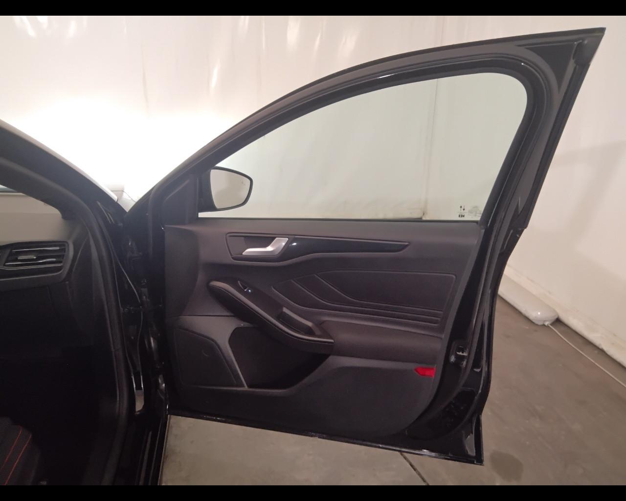 FORD Focus V 2022 - Focus 1.5 ecoblue ST-Line 115cv auto