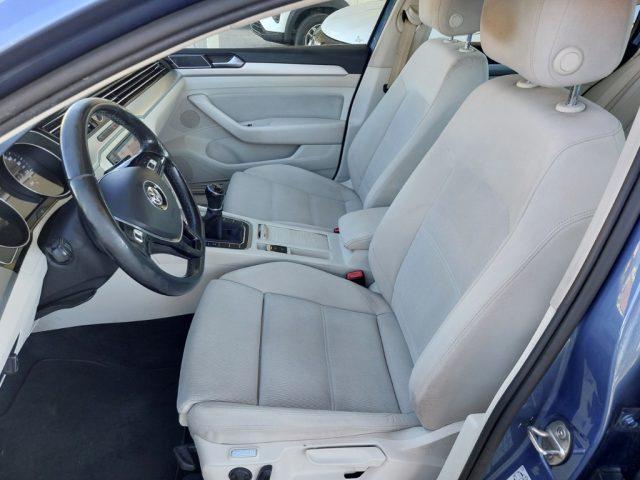 VOLKSWAGEN Passat Variant 1.6 TDI Trendline BlueMotion Technology