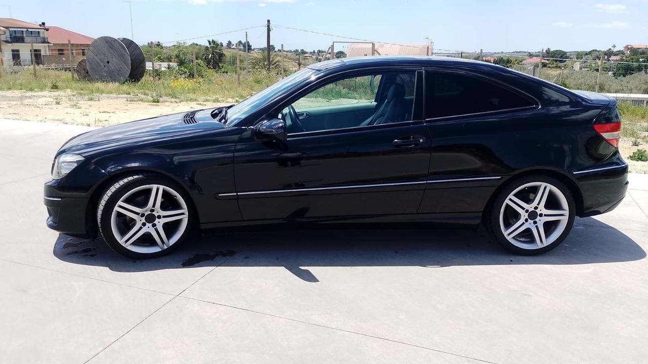 Mercedes-benz CLC 220 CDI - 2009