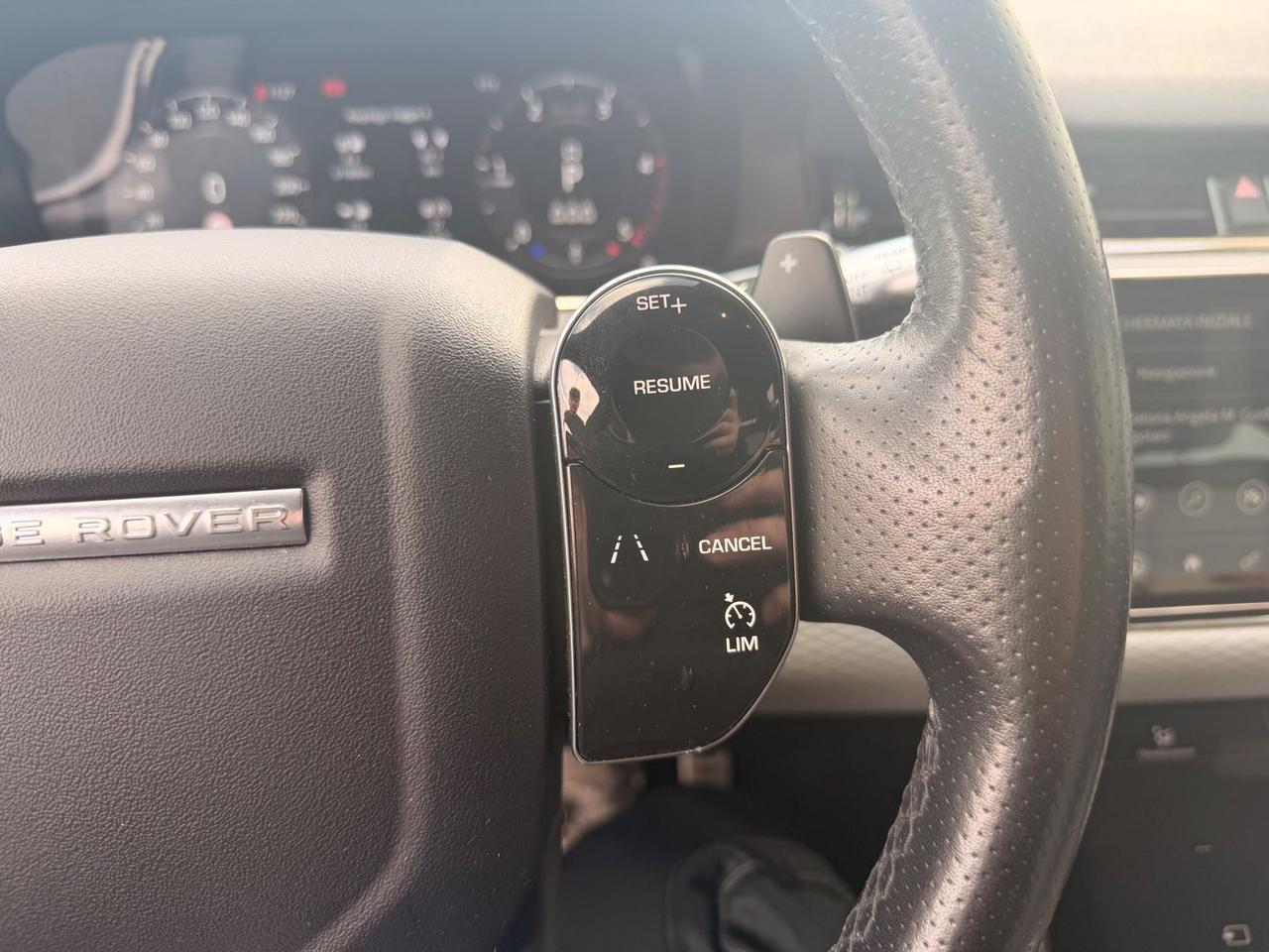 Land Rover Range Rover Evoque R-Dynamic HSE #9930