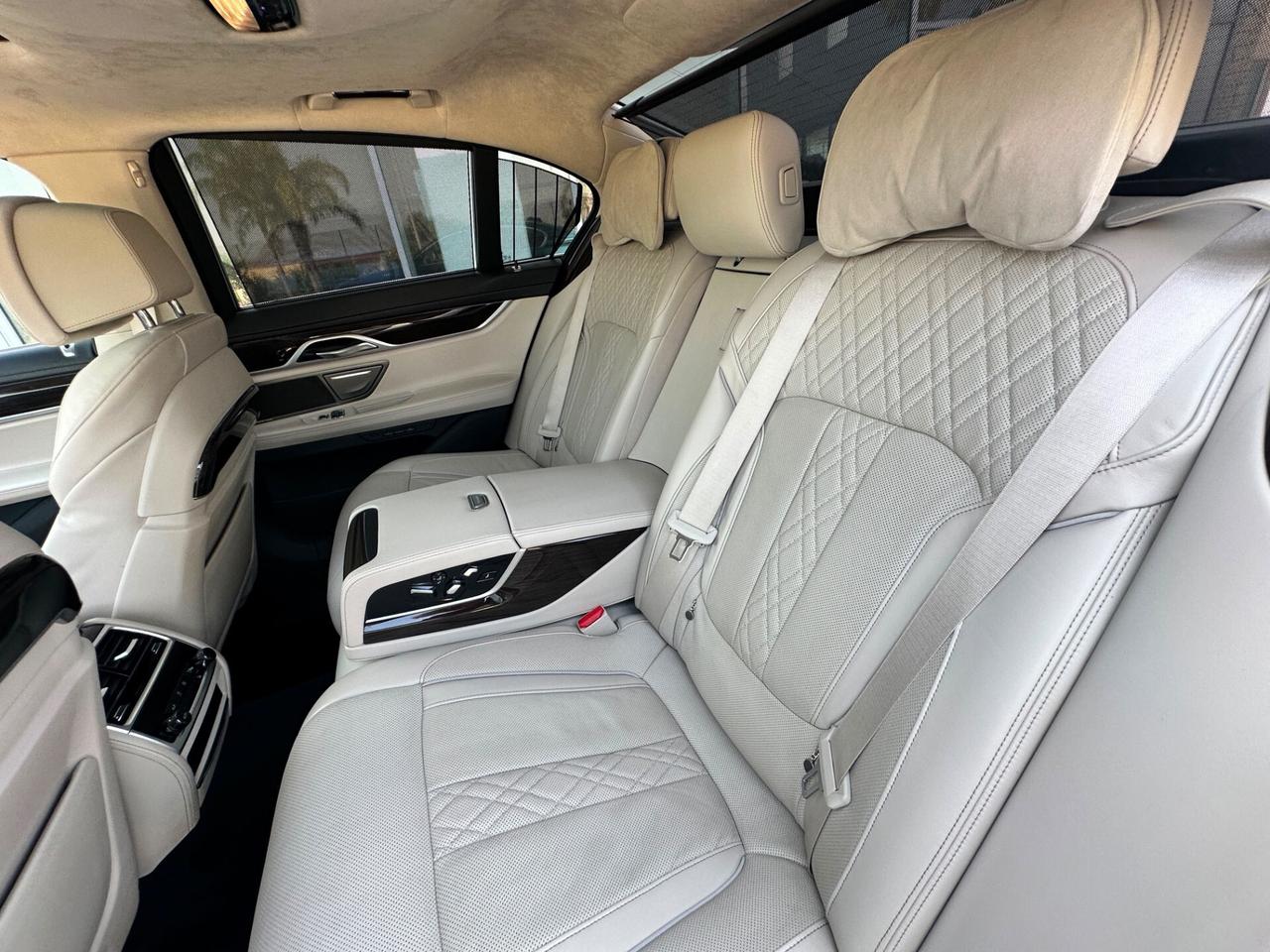 Bmw 750i xDrive