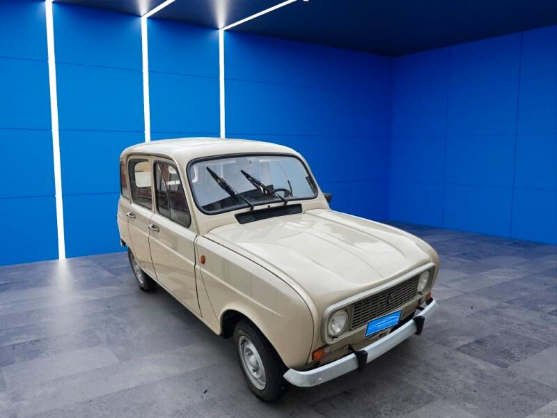 RENAULT 4 950 TL