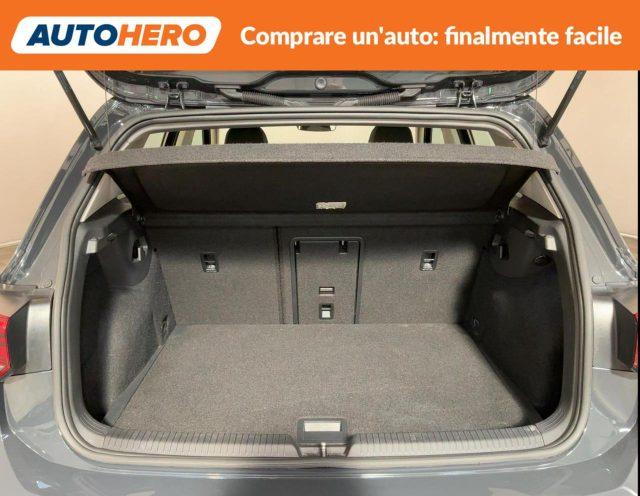 VOLKSWAGEN Golf 1.0 eTSI EVO DSG Life