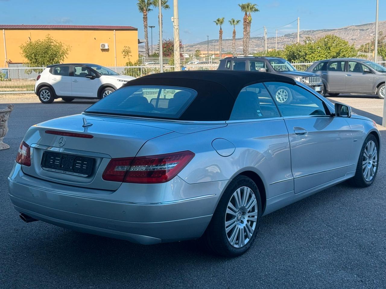 Mercedes-benz E 200 Cabrio BlueEFFICIENCY Avantgarde