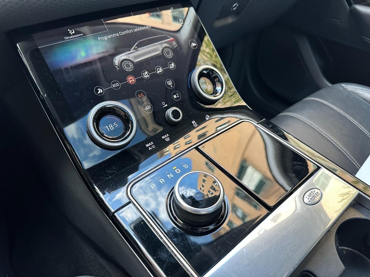 Range Rover VELAR 2.0 Si4 250cv Benzina UNIPRO