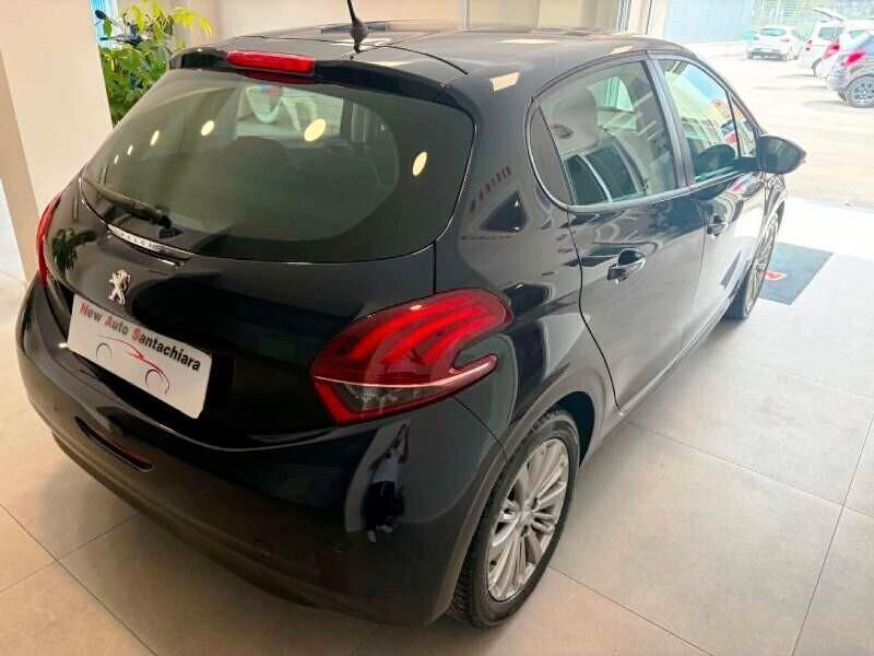 Peugeot 208 PureTech 82 CV Active