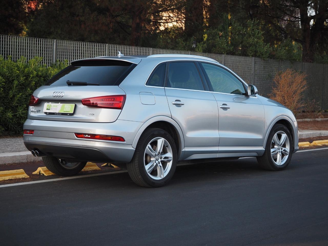 Audi Q3 2.0 TDI 120 CV S tronic Sport