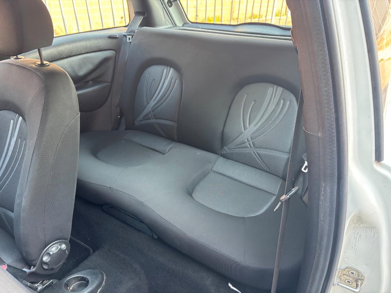 Lancia Ypsilon 1.2 69 CV Platino