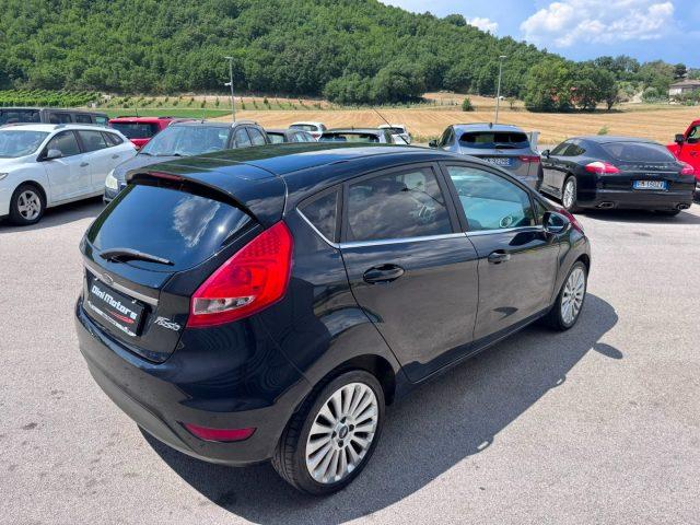FORD Fiesta 1.6 TDCi 95 CV 5p. Titanium OK NEOPATENTATI