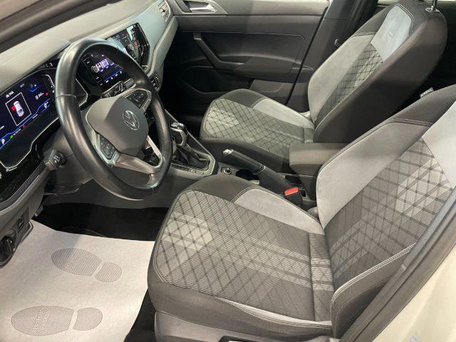VOLKSWAGEN Taigo 1.0 TSI 110 CV DSG R-Line