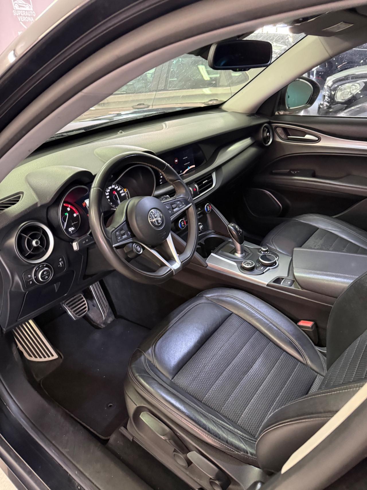 Alfa Romeo Stelvio 2.2 Turbodiesel 210 CV AT8 Q4 Executive