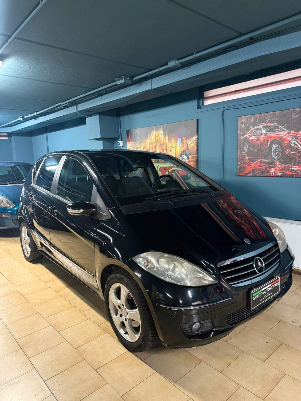 A200 136CV ENTRA OVUNQUE DENTRO MILANO!