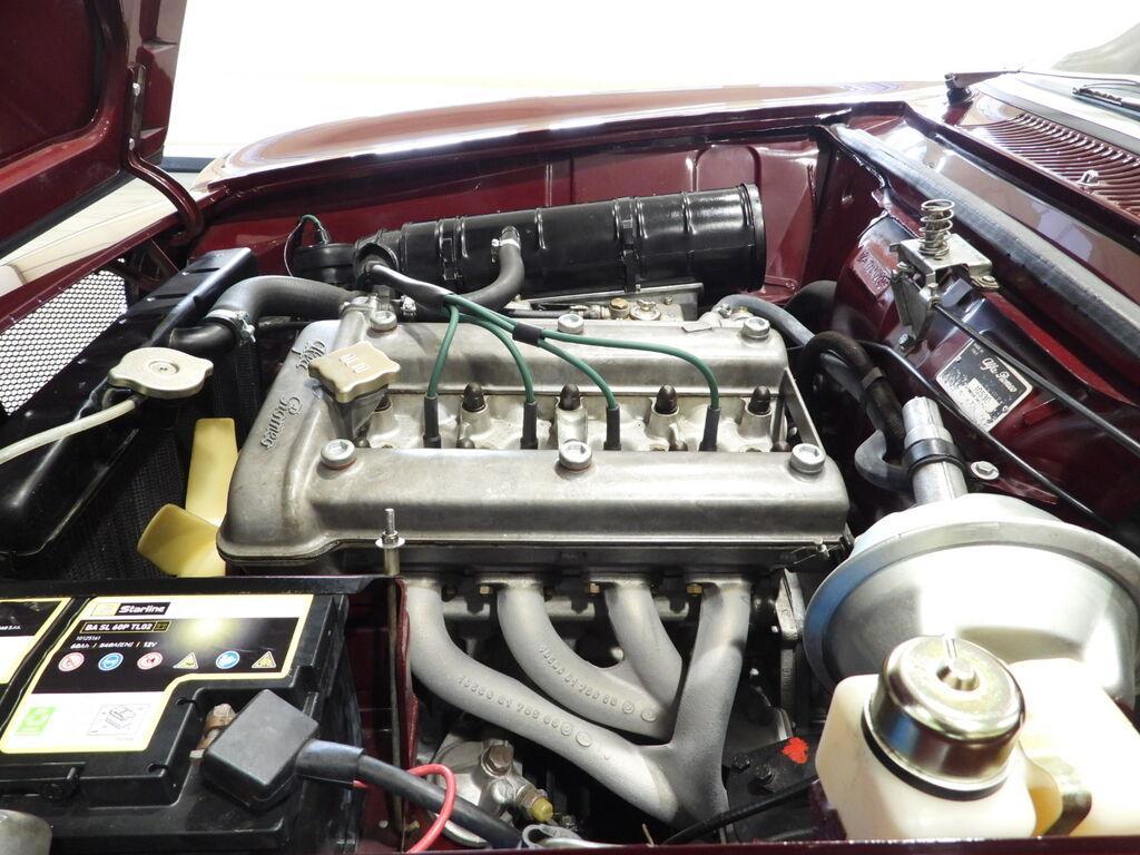 Alfa Romeo Spider GT 1300 JUNIOR TIPO 105.30
