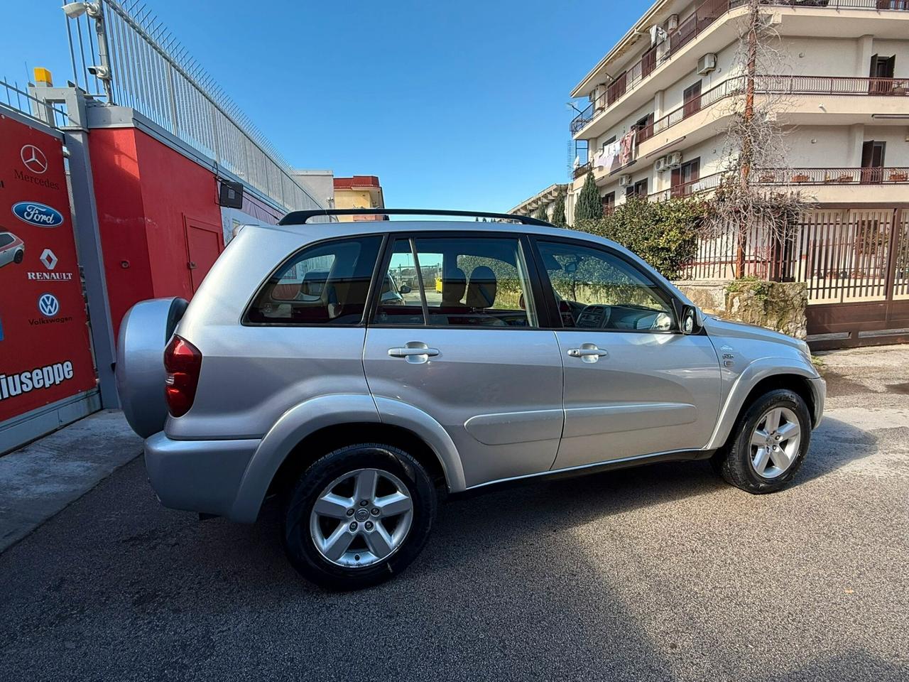 Toyota RAV 4 2.0 D-4D cat 116cv Sol - 2005