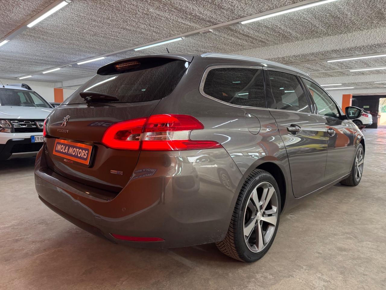 Peugeot 308 BlueHDi SW Allure Tetto Panoramico