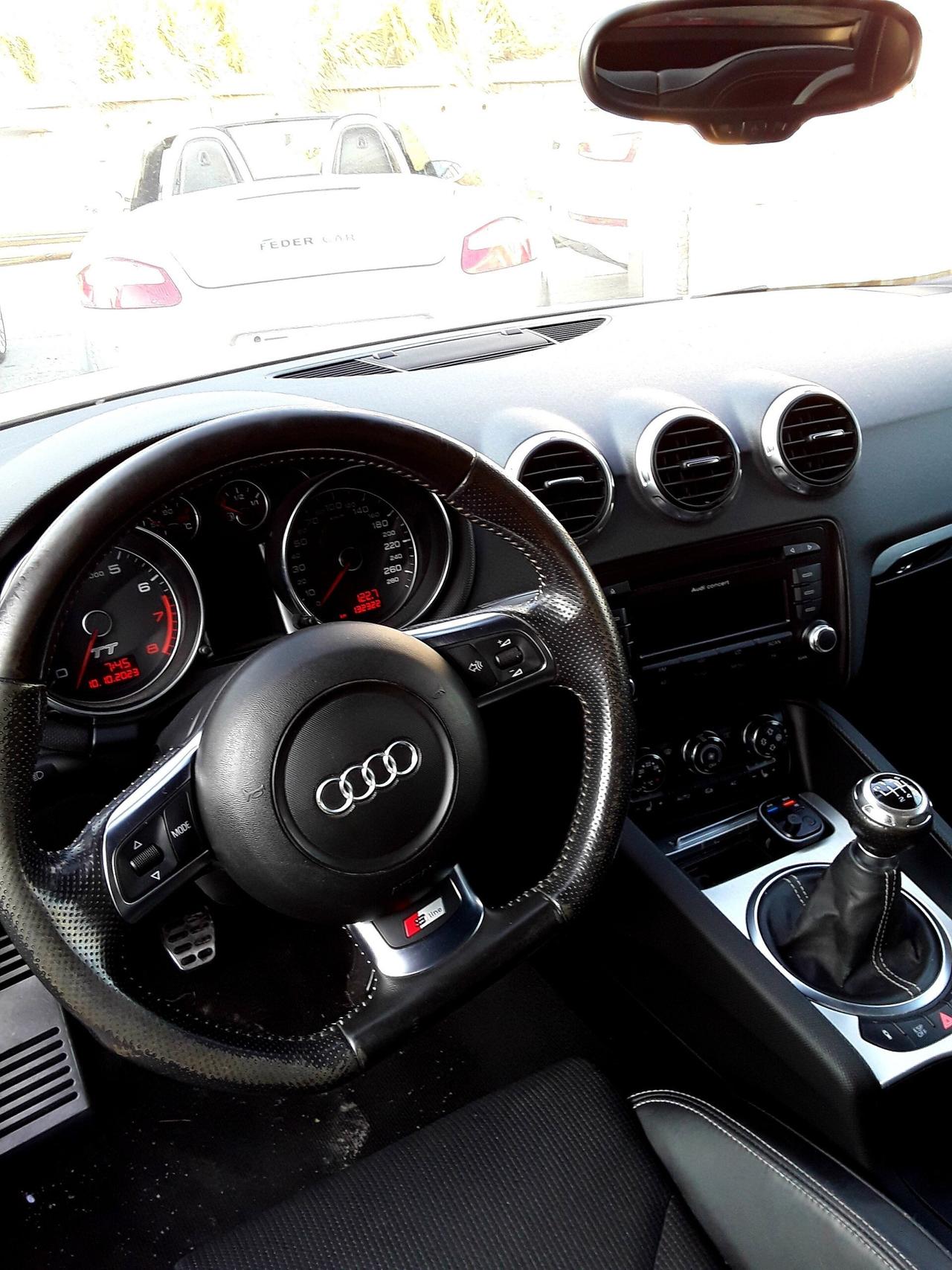 AUDI TT 2-0 TSFI S LINE Sport