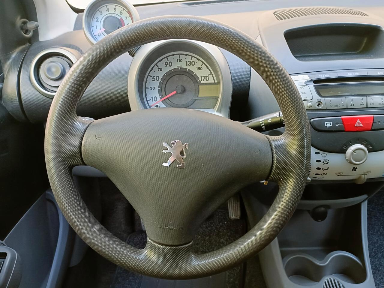 Peugeot 107 1.0 68CV 5p. Sweet Years