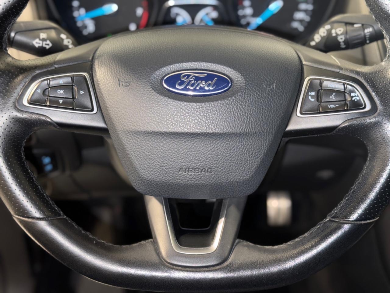 Ford Focus 1.0 EcoBoost 125 CV Start&Stop ST Line Business