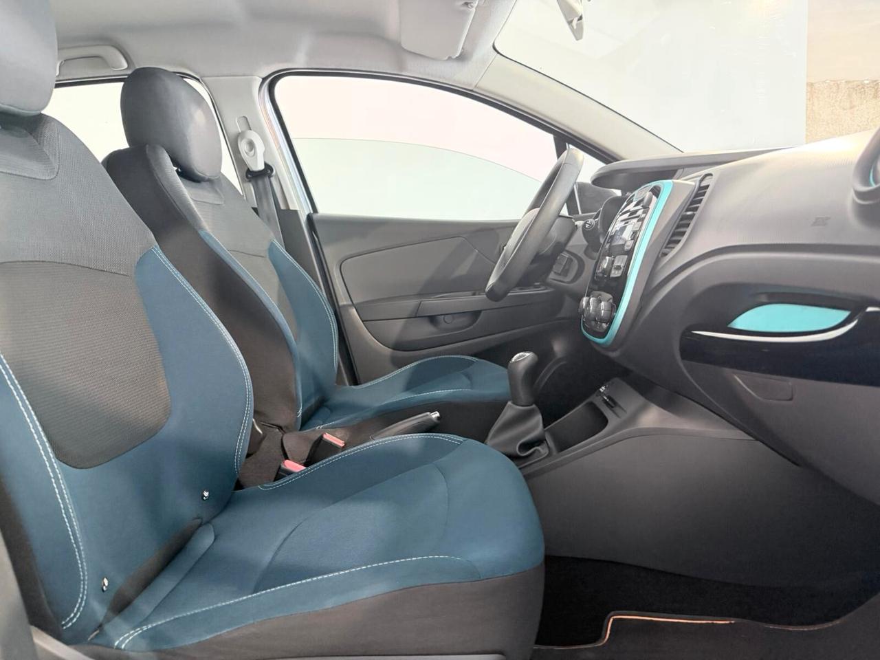 Renault Captur NEOPATENTATI ACCONTO 0€ RATE DA 180€