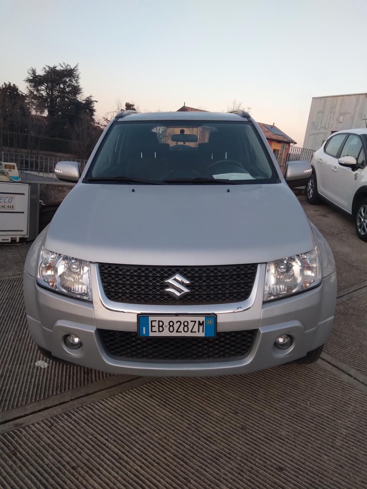 Suzuki Grand Vitara 2.4 3 porte