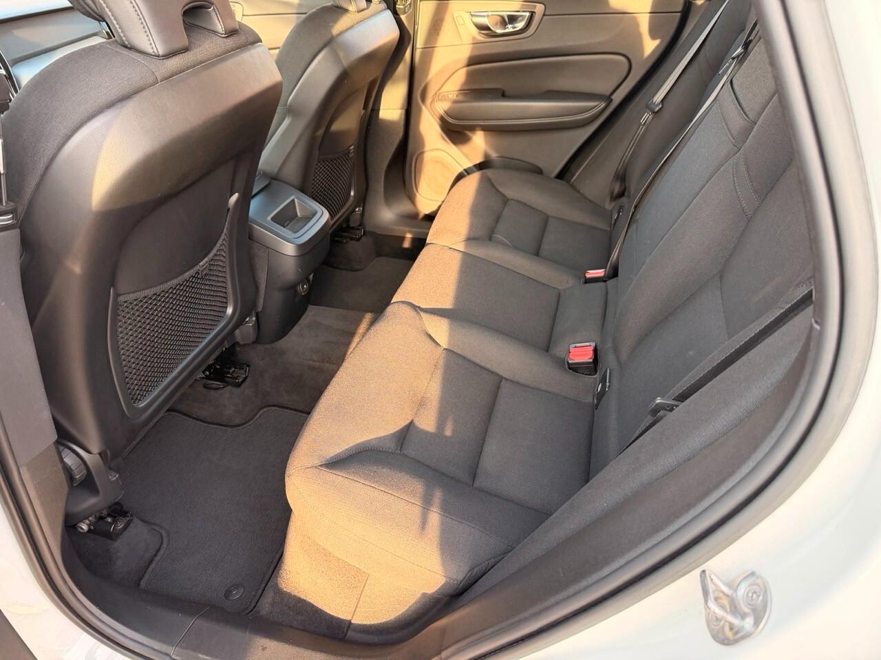 Volvo XC 60 XC60 2.0 b4 d Business Auto