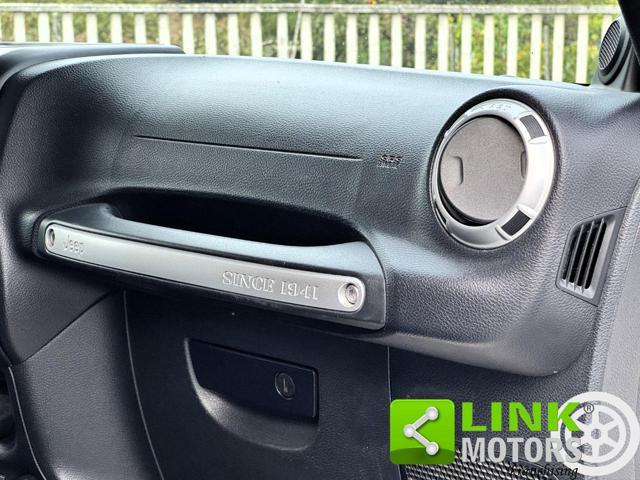 JEEP Wrangler 3p 2.8 crd Sahara auto