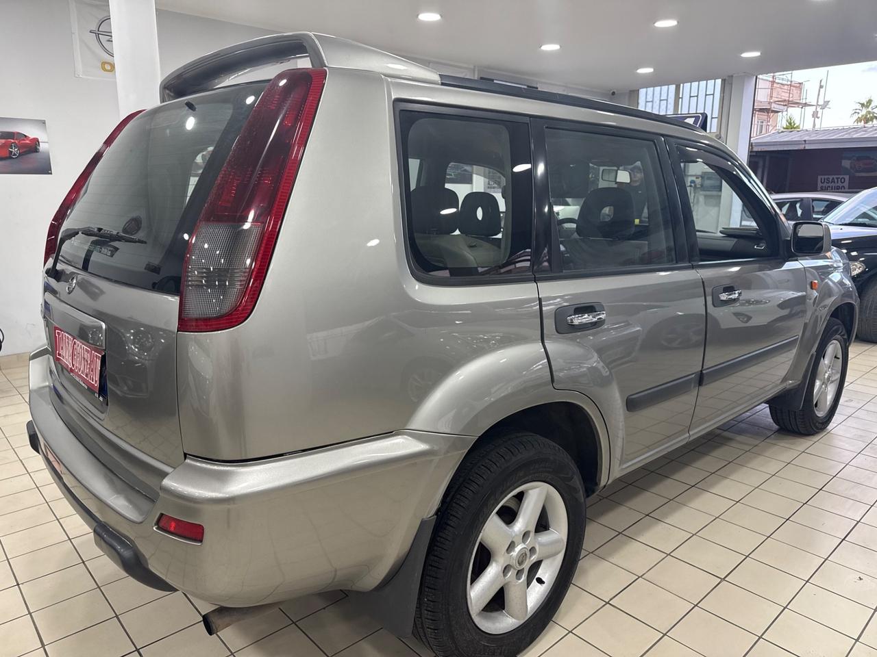 Nissan X-Trail 4x4 elegance